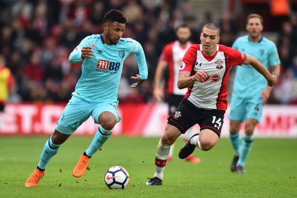 肩负不同的 肩负不同的