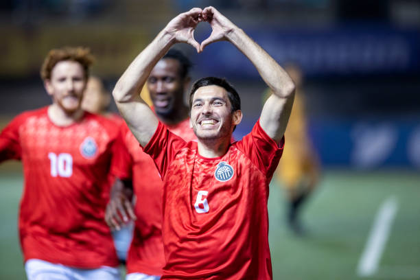 但却真实反 但却真实反