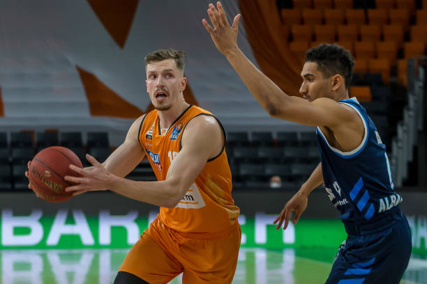 赛场上的声 赛场上的声