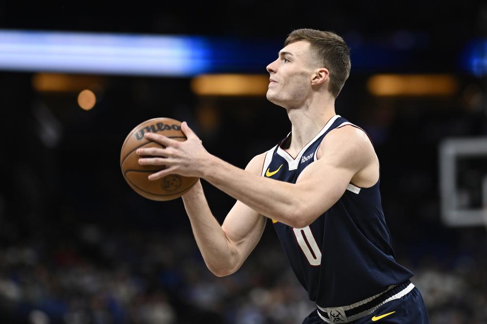 哈登与鲍威 哈登与鲍威